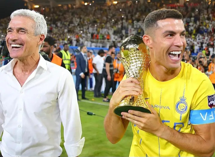 "The Best In History" World Stars Congratulate Portuguese Star