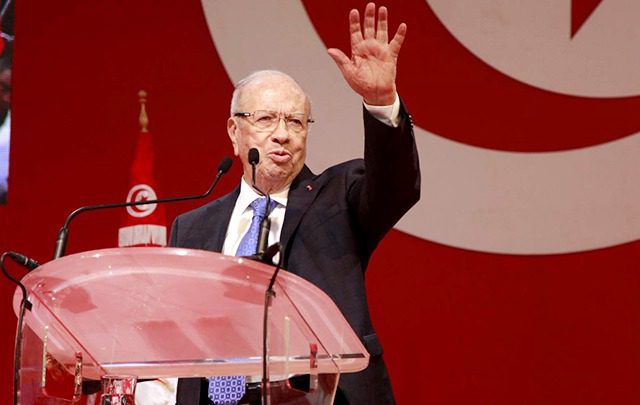 الرئيس السبسي يوجه كلمة للشعب التونسي فور حلف اليمين الدستوري