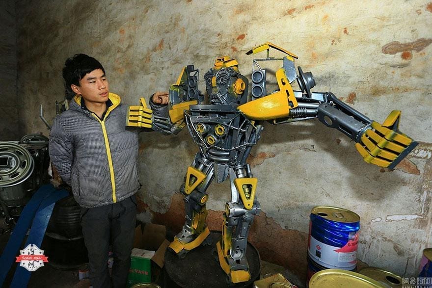recycled-scrap-metal-sculpture-transformers-father-son-farmer-china-5