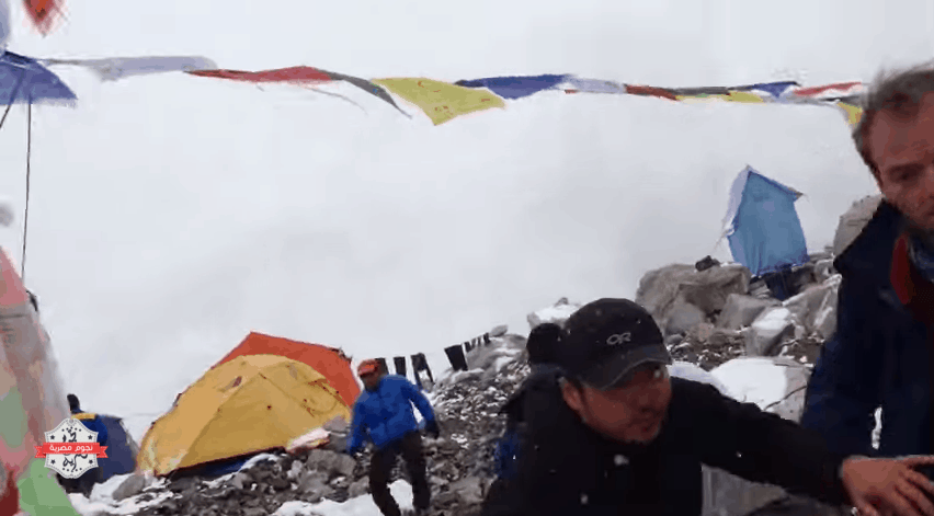 اللحظات الأولى لزلزال النيبال