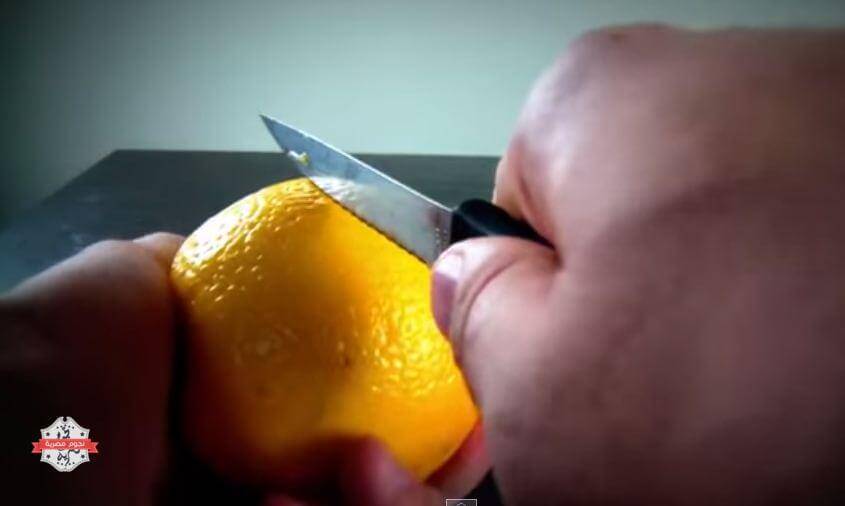 تقشير البرتقالة 
