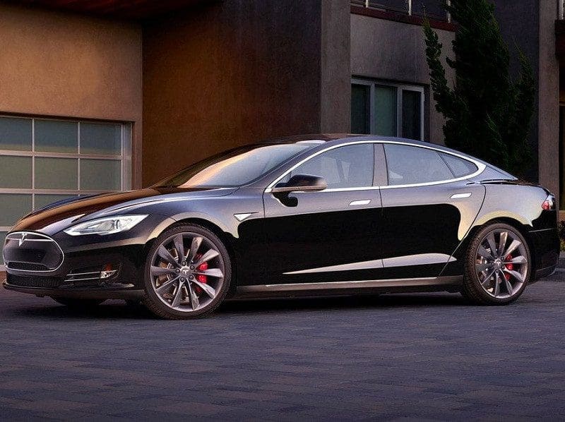 سيارة Tesla Model S