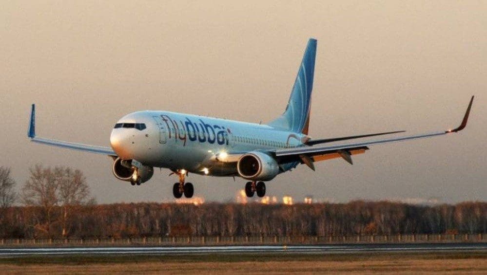 تحطم طائرة ركاب أماراتية طراز بوينج 777 يرجح أنها تابعة إلى شركة فلاى دبى Fly Dubai