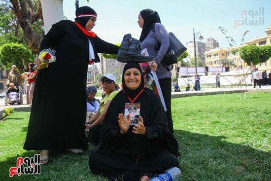 42016251421223احتفالات-المواطنين-بتحرير-سيناء-ميدان-عابدين-(1)