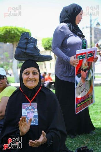 42016251421223احتفالات-المواطنين-بتحرير-سيناء-ميدان-عابدين-(2)