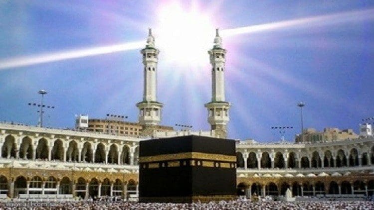 مكة المكرمة تعامة الشمس على الكعبة المشرفة