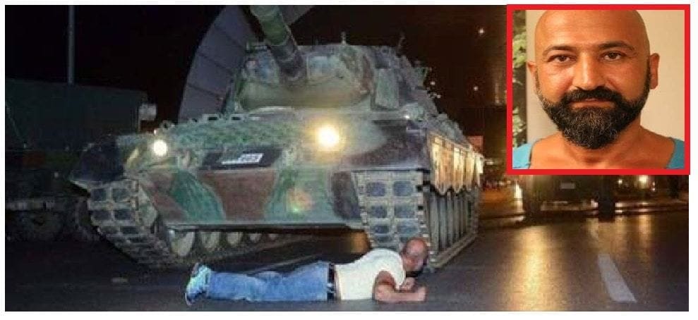 الشاب صاحب الصورة الشهيرة أمام الدبابة يكشف عن تفاصيل ليلة الإنقلاب في تركيا