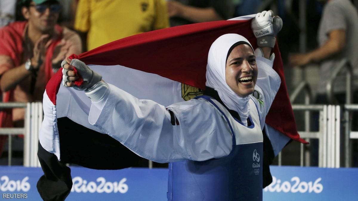 هدايةرفعت العلم المصري عقب الفوز بالميدالية