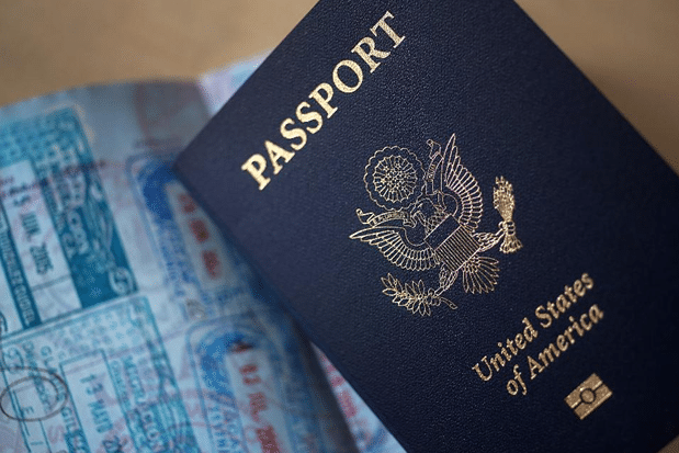جواز السفر أزرق