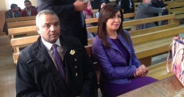 بالصور لقاء سويدان وحسين فهمي أمام محكمة الأسرة في التجمع اليوم الخميس
