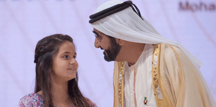 سمو الشيخ محمد بن راشد آل مكتوم مع ابنته الشيخة جليلة