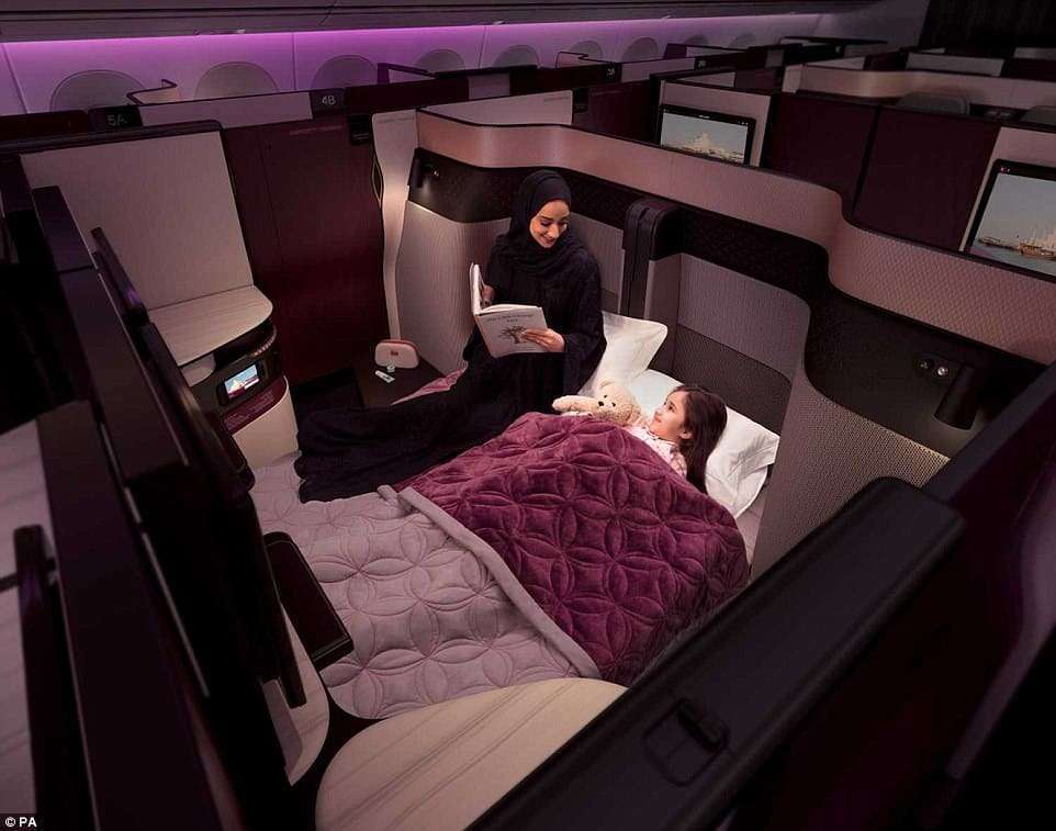 الخطوط الجوية القطرية أول شركة توفر سرير مزدوج في درجة رجال الأعمال (صور )