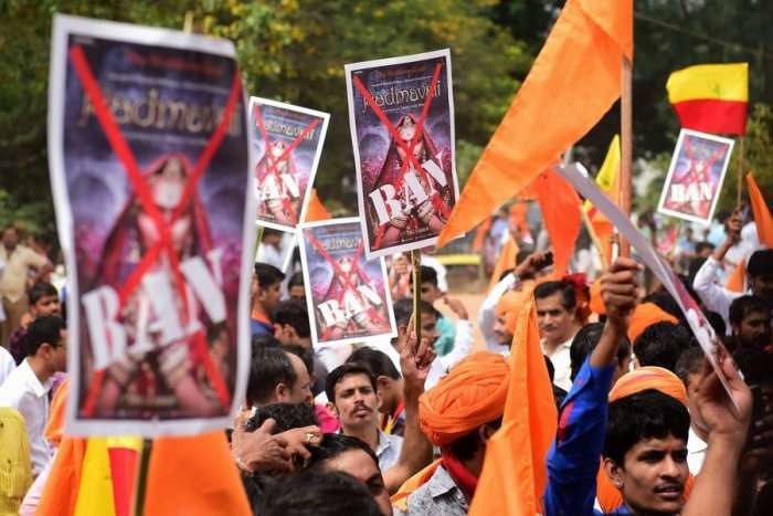 احتجاج الهندوس على فيلم "بادمافاتي"