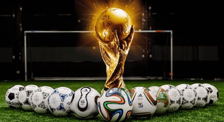 10 اساطير لكرة القدم في قرعة كأس العالم 2018