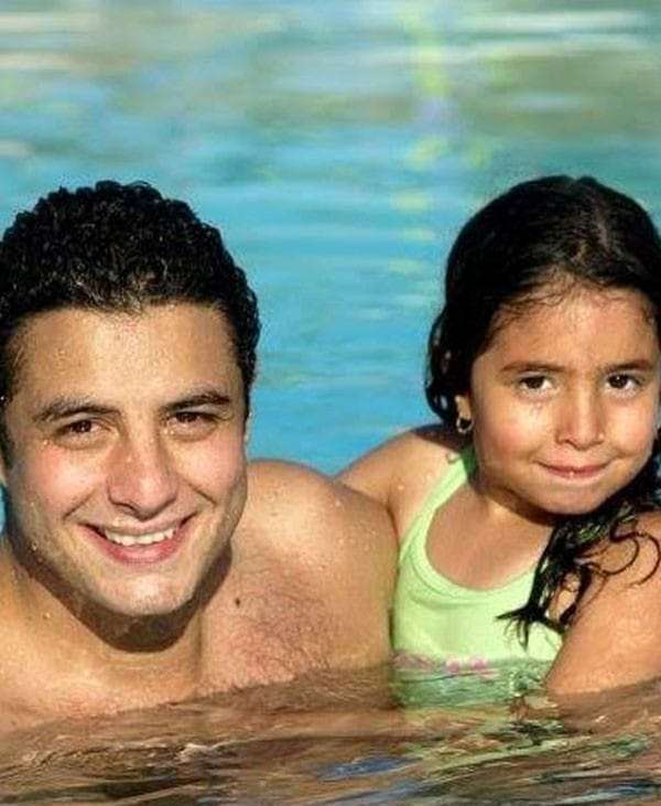 احمد الفيشاوي مع ابنته لينا