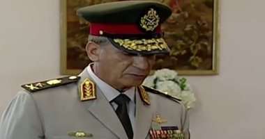 الفريق محمد زكى القائد العام للقوات المسلحة وزير الدفاع والإنتاج الحربى