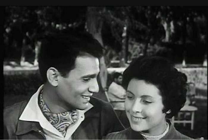 امال فريد مع عبد الحليم حافظ في احد افلامها 