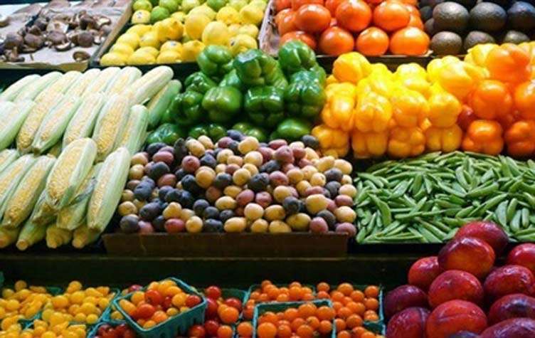 مطالبات حول خفض أسعار الفواكهه والخضروات