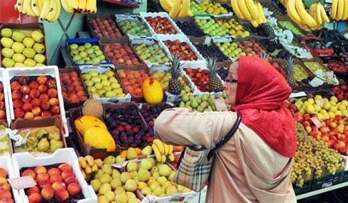 تم قيام مبادرة للشباب لشراء الفاكهة والخضروات من سوق العبور بخصم يصل ل50%