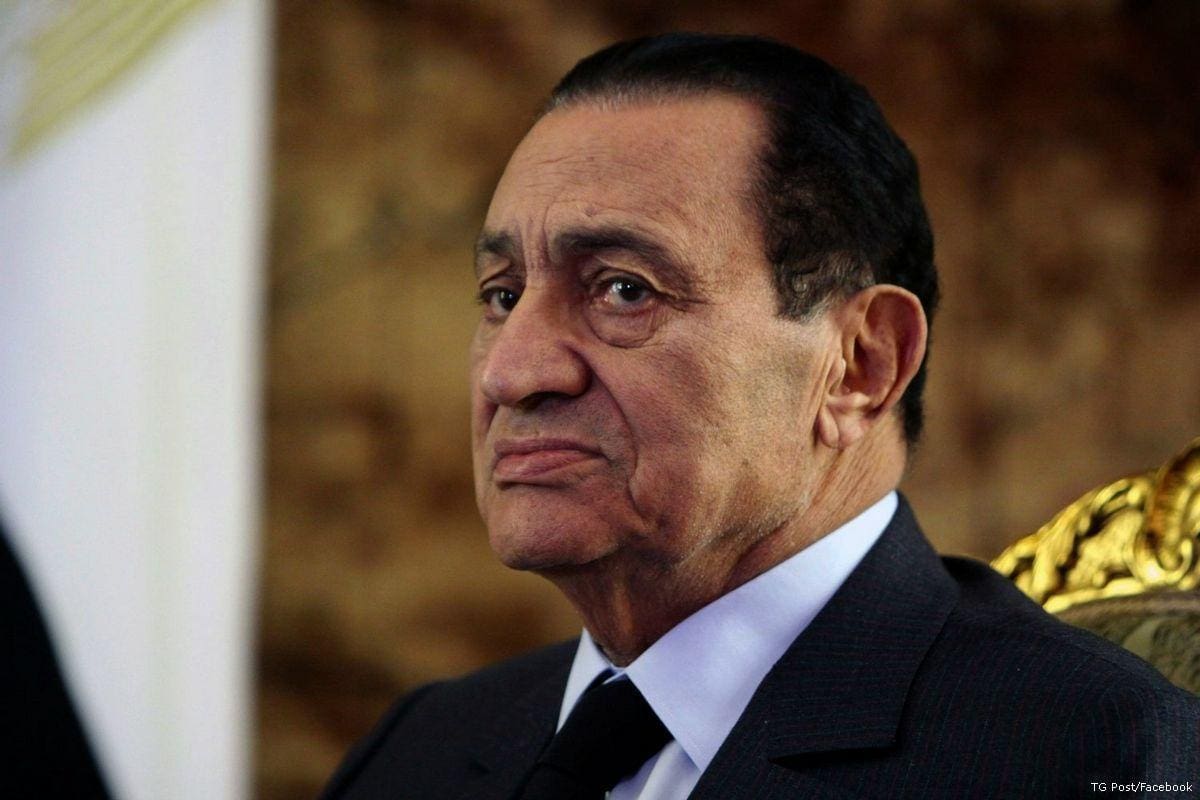 المحكمة تستدعي مبارك لسماع شهادته