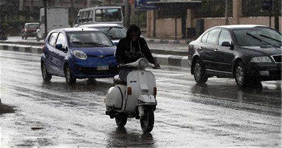 سقوط أمطار غزيرة على القاهرة والوجه البحري