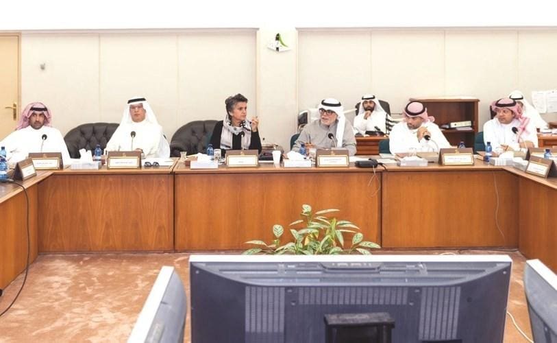 اجتماع لجنة الشئون المالية والاقتصادية بمجلس الأمة الكويتي
