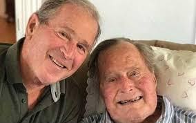 وفاة جورج بوش الأب
