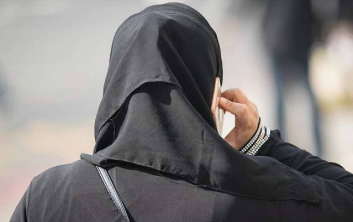 الإفتاء المصرية ترد على سؤال حول خلع الحجاب "جائز بشرط"