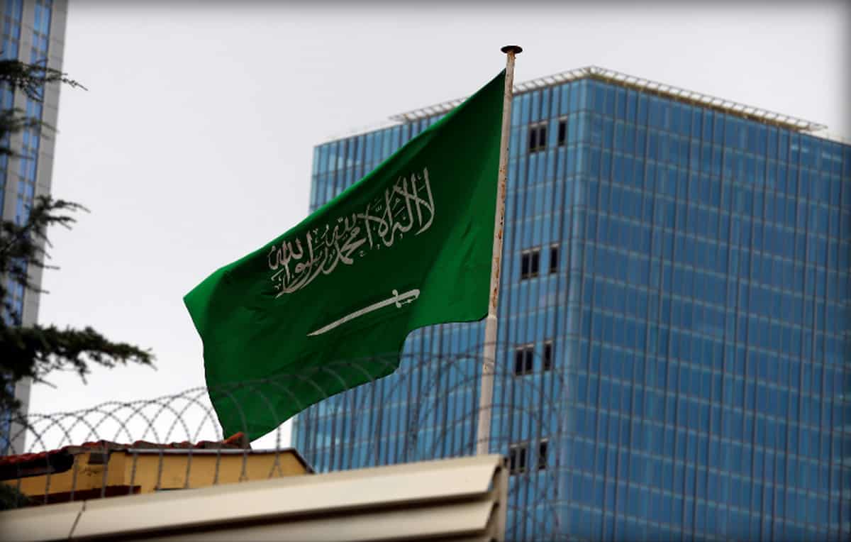 السعودية تقرر إلغاء نظام الكفيل