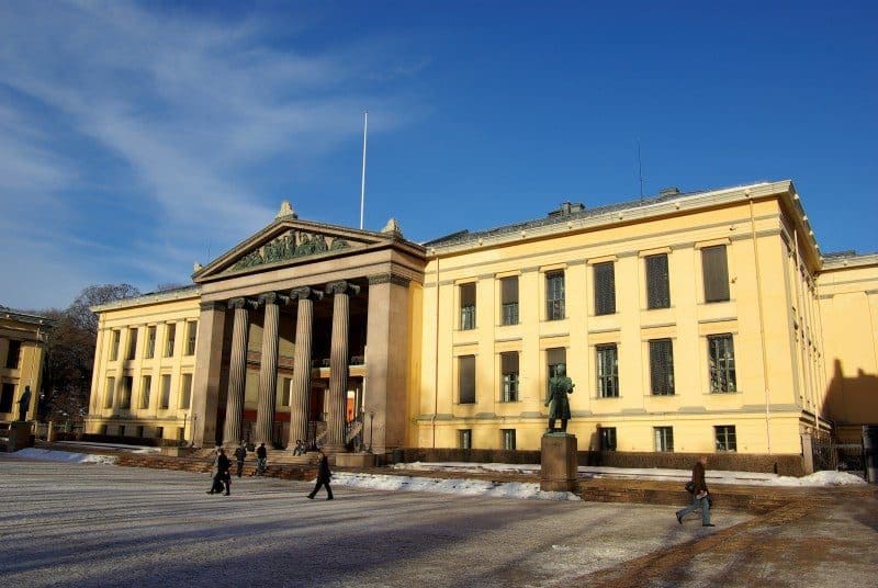 جامعة أوسلو-امملكة النرويج2