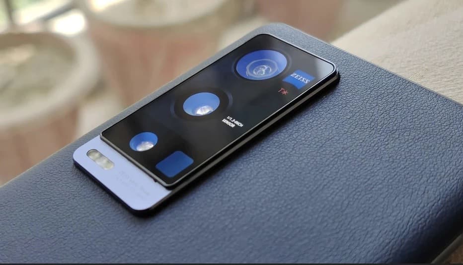 بـ5 كاميرات.. أفخم هواتف فيفو "+vivo X70 Pro" يقلب الموازين بمواصفات رائدة