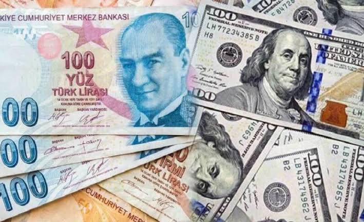 أسباب انهيار العملة التركية
