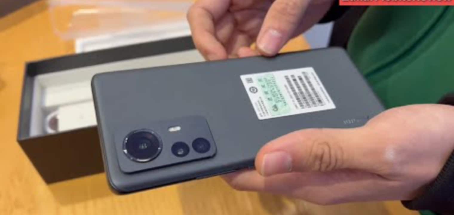 سعر ومواصفات هاتف شاومي 12 برو الخارق مفاجأة 2022 من شركة Xiaomi