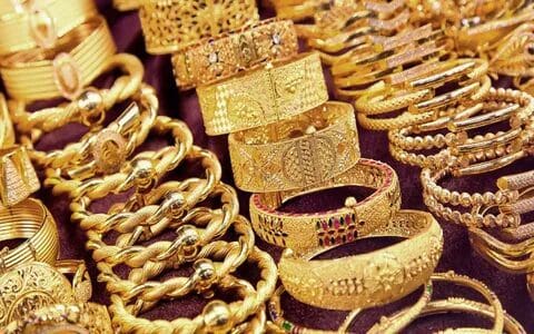 انهيار أسعار الذهب بشكل مفاجئ في السوق المصري