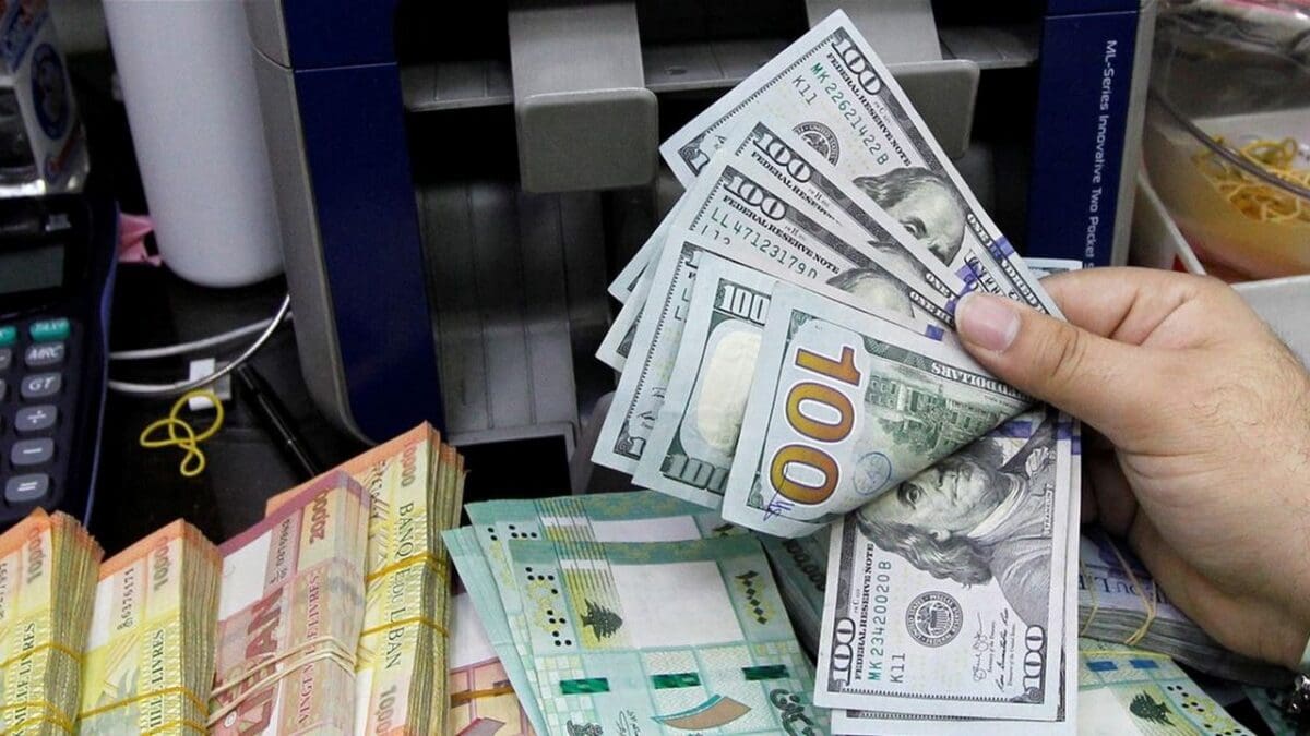 سعر الدولار اليوم الاثنين 4 أبريل 2022 مقابل الجنيه المصري