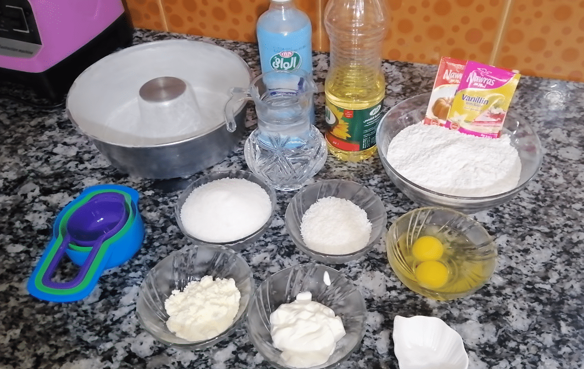 طريقة عمل الكيكة العادية سهلة وسريعة بتكلفة بسيطة