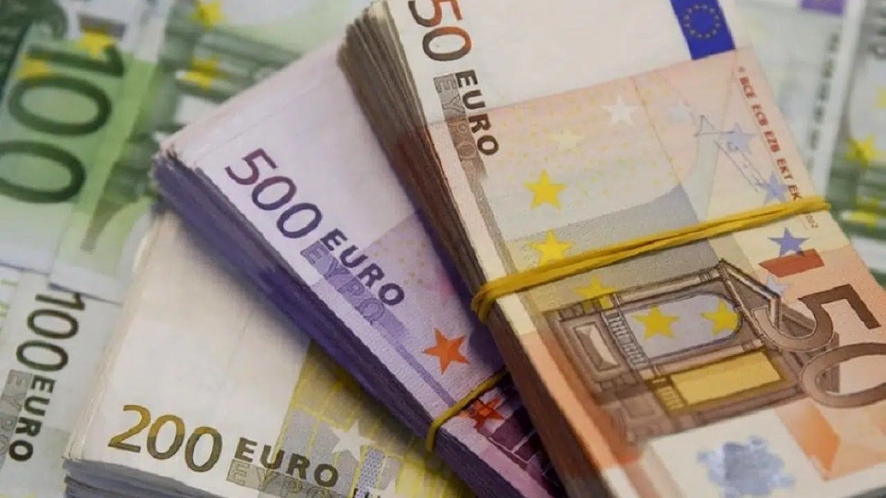 سعر اليورو اليوم الخميس 2 يونيو 2022 مقابل الجنيه المصري