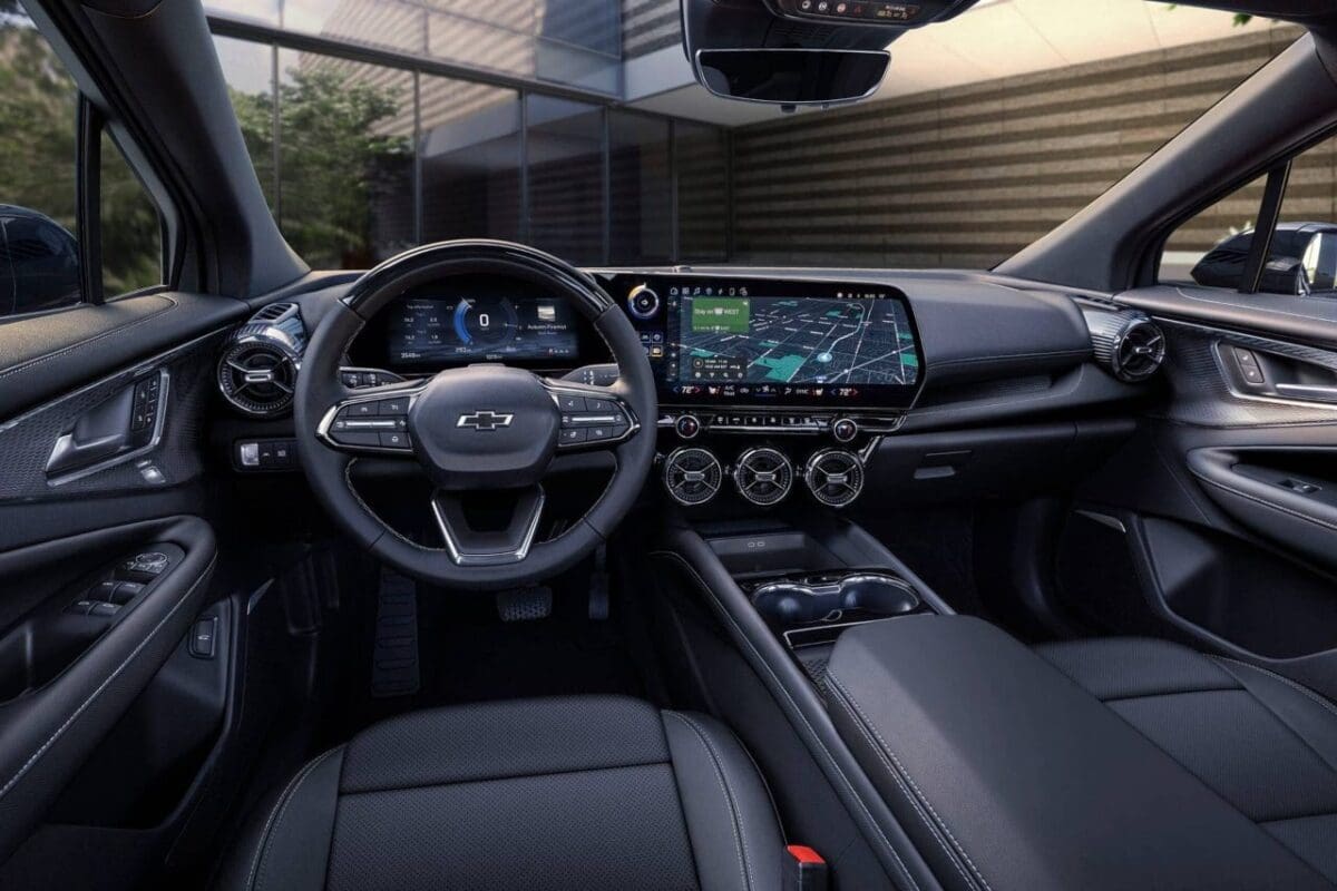 شركة شفروليه تكشف عن سيارة Chevrolet Blazer EV طراز 2024 الكهربائية بالكامل.. المواصفات والصور  