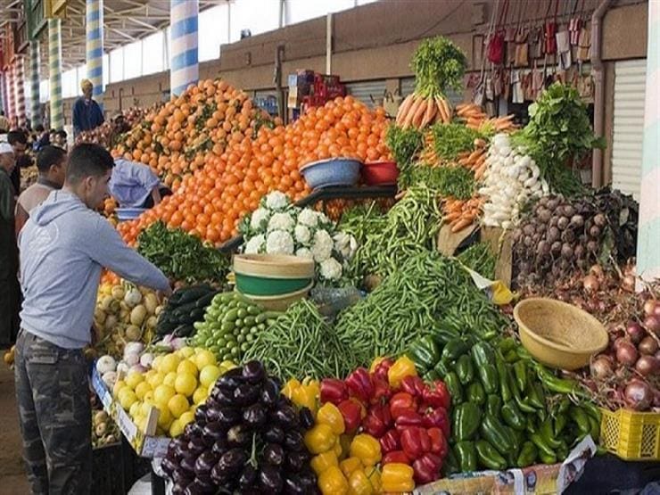 أسعار الخضر والفاكهة اليوم في سوق العبور