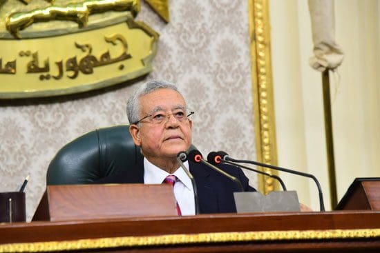 مجلس النواب يوافق مبدئيا على قانون تيسير استيراد سيارات المصريين بالخارج