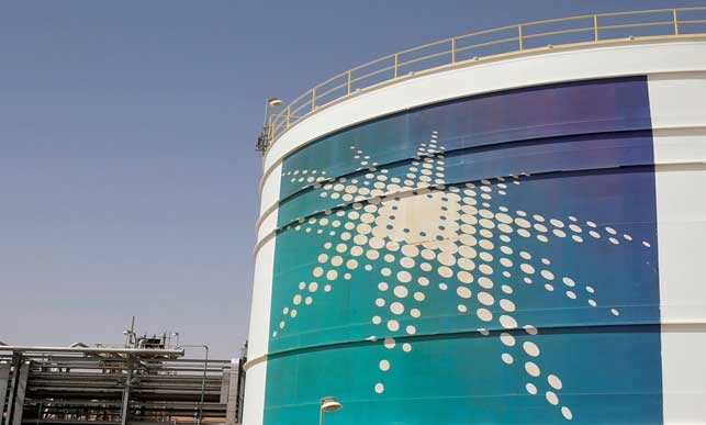 شركة أرامكو السعودية للطاقة ترفع أسعار النفط على الولايات المتحدة