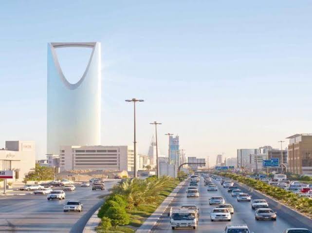 باحث في المناخ يوجه نصائح هامة للمواطنين السعوديين بشأن طقس نهاية الأسبوع