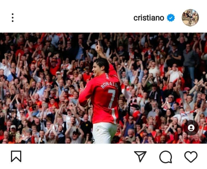 كريستيانو رونالدو على انستجرام عند توقيعه للمرة الثانية مع مانشستر يونايتد 