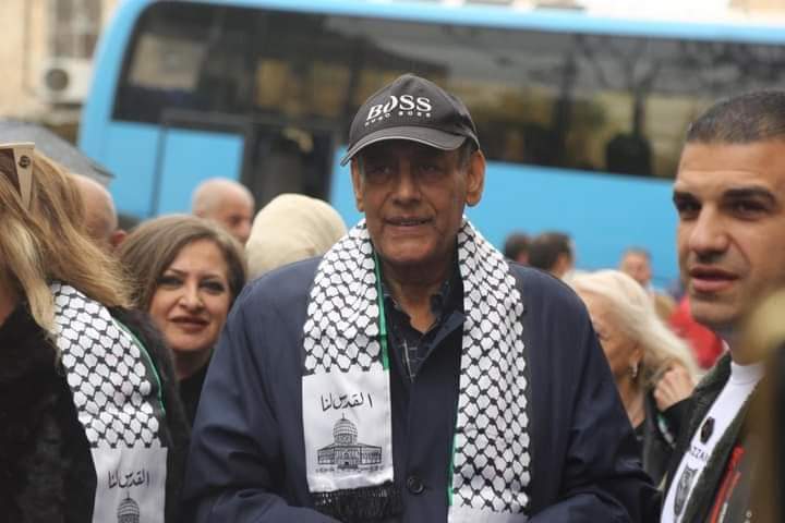 أحمد بدير في شوارع فلسطين لمناصرة الأشقاء