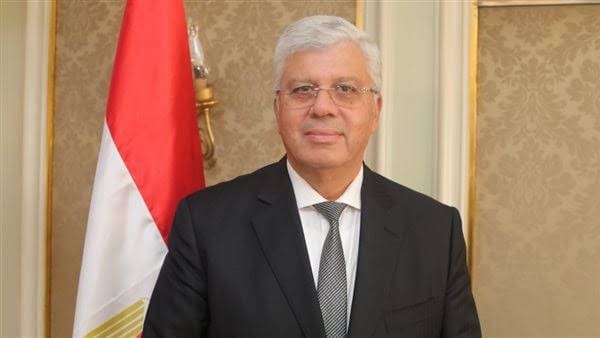 وزير التعليم العالي يقرر إغلاق كيان وهمي في محافظة البحر الأحمر