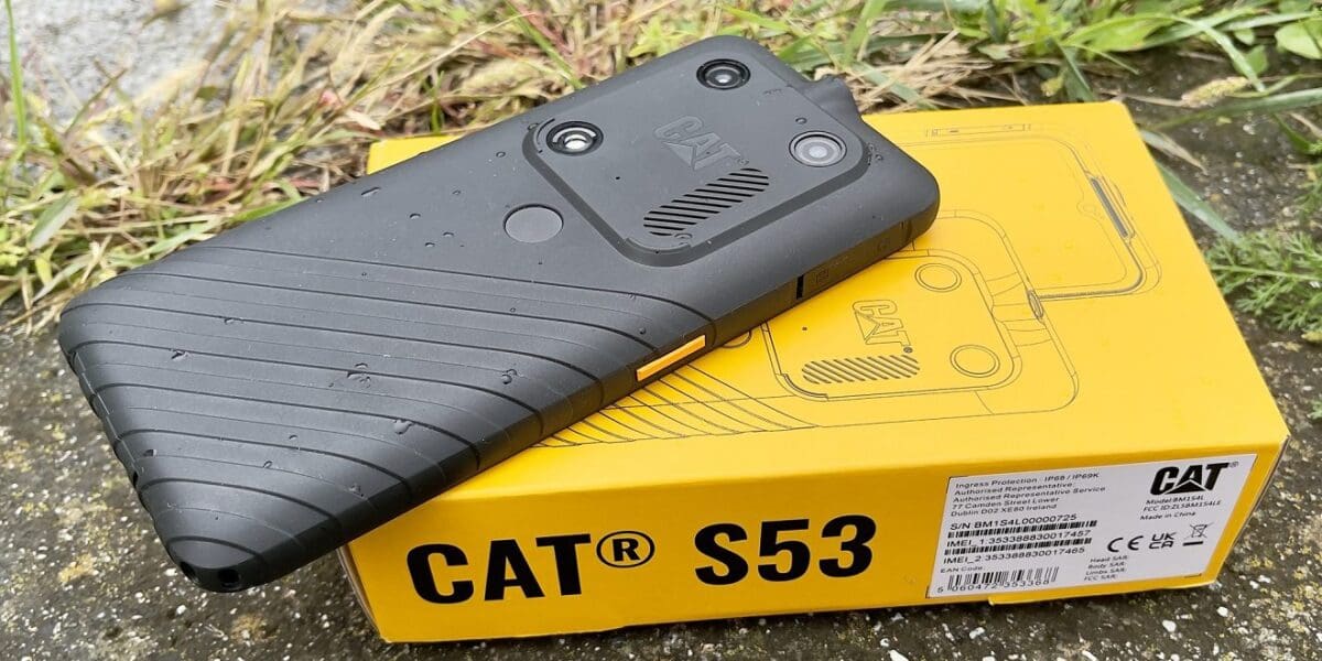 مواصفات الهاتف الصخرة Cat S53 أمتن وأقوى هواتف 2022 لعشّاق المغامرات