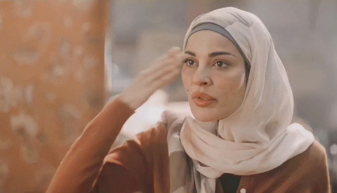 الفنانة اللبنانية نادين نسيب نجيم تخرج عن صمتها