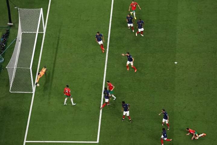 مقصية رائعة داخل منطقة ال18 لمنتخب المغرب سددها اللاعب جواد الياميق أمام منتخب فرنسا في نصف نهائي كأس العالم 2022 قطر