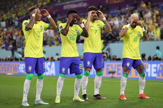 لاعبو البرازيل - من حساب FIFAWorldCup على تويتر