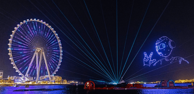 30 عرض للألعاب النارية عروض الدرون الضوئية ترسم لوحات فنية في سماء دبي وحفلات موسيقية احتفالا بعام 2023